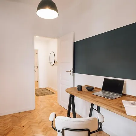 Appartamento Rupit - 3 Bedrooms, Office And Terrace In Alvalade Lisbona