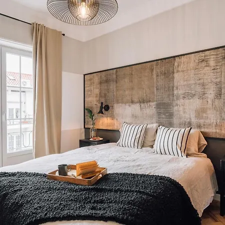 Rupit - 3 Bedrooms, Office And Terrace In Alvalade Apartment Lissabon